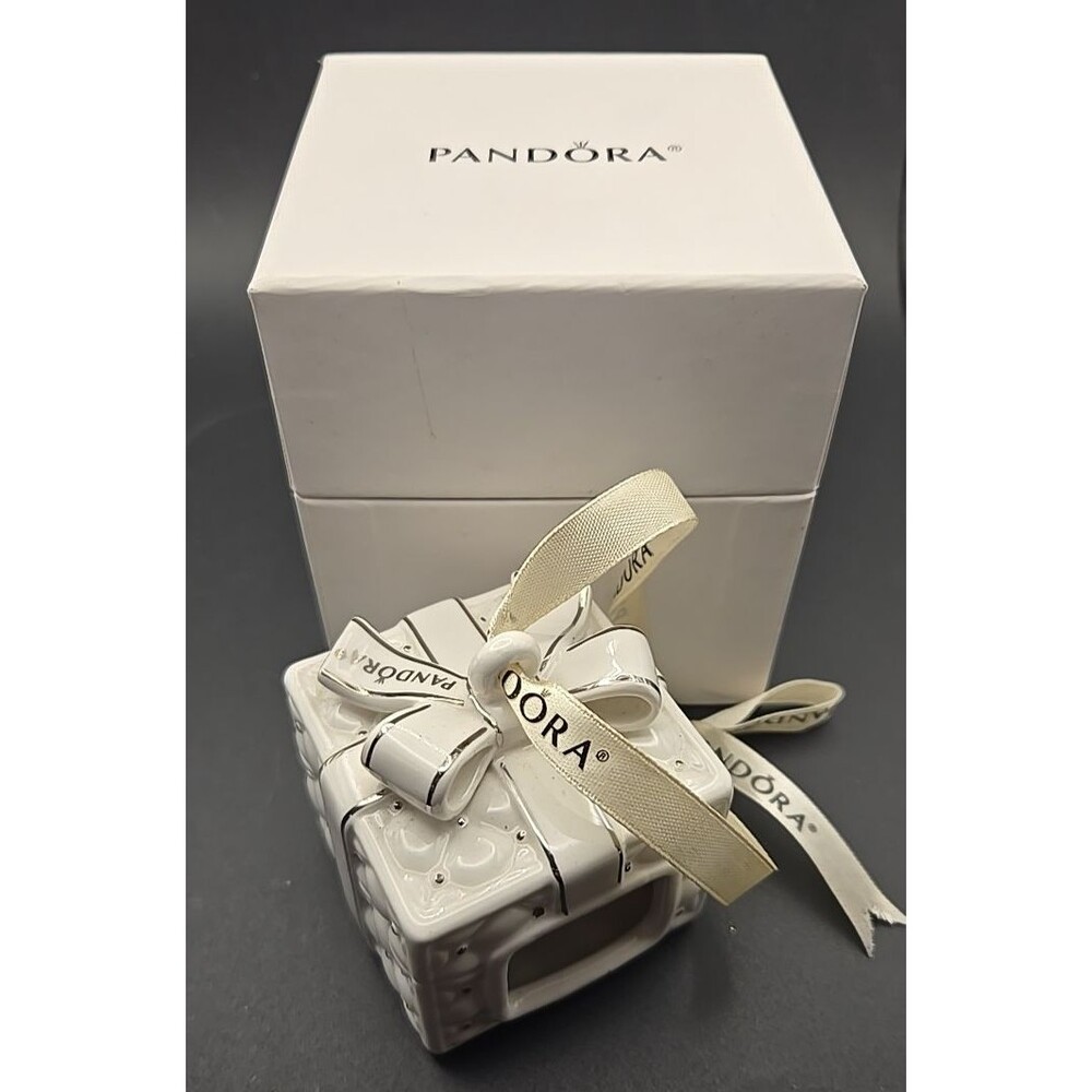 PANDORA JEWELRY PRESENT GIFT ORNAMENT 2016 CERAMIC Limited EDITION With Box